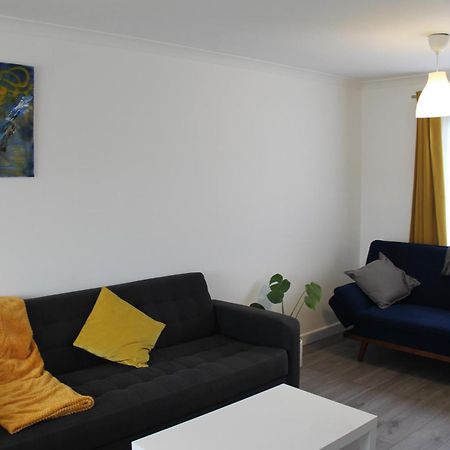 Coolfin House-Close To Excel, Contractors, Relocators, Paid Parking Villa London Bagian luar foto