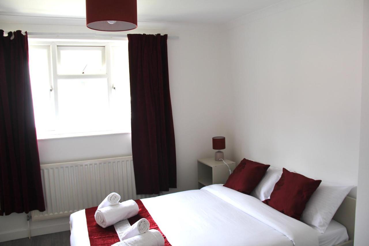 Coolfin House-Close To Excel, Contractors, Relocators, Paid Parking Villa London Bagian luar foto